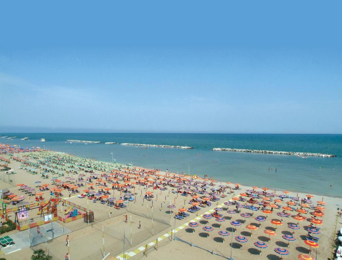 Residence Ducale Rimini Zewnętrze zdjęcie