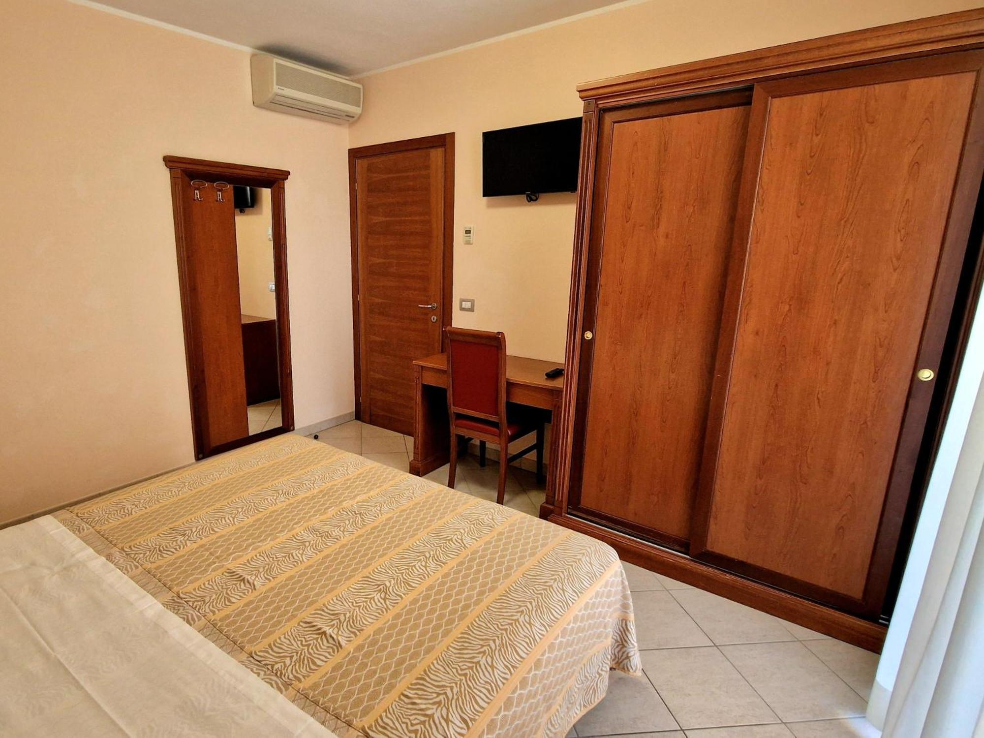 Residence Ducale Rimini Zewnętrze zdjęcie