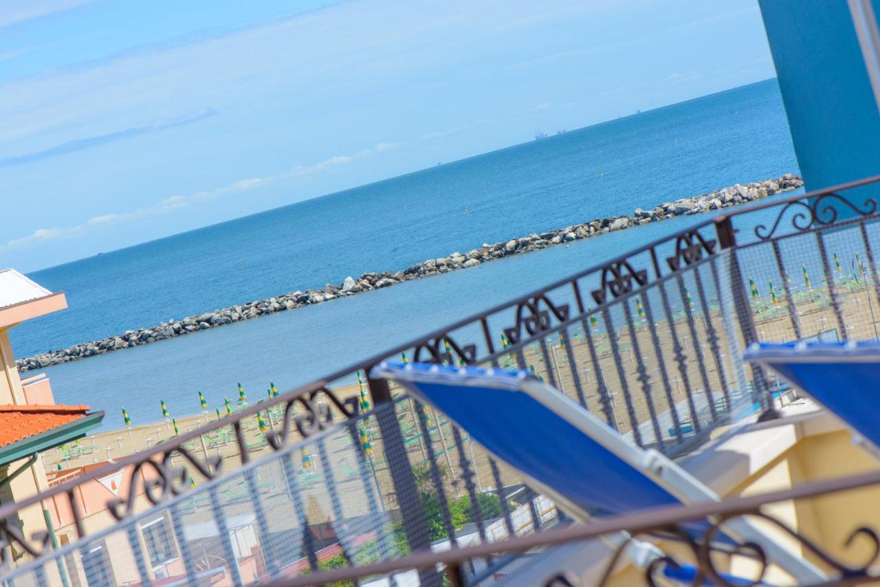 Residence Ducale Rimini Zewnętrze zdjęcie